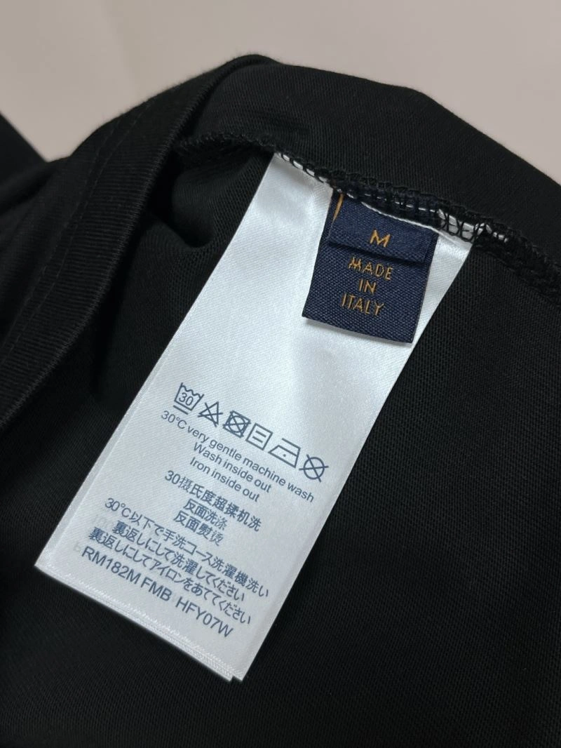 Comfortable Louis Vuitton T-Shirts 136218