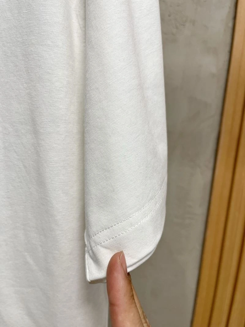SoftTouch Louis Vuitton T-Shirts 136213