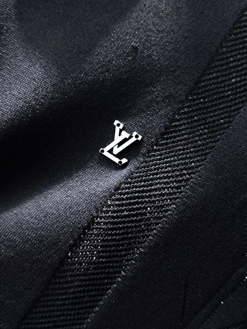 Upgraded Louis Vuitton T-Shirts 136206