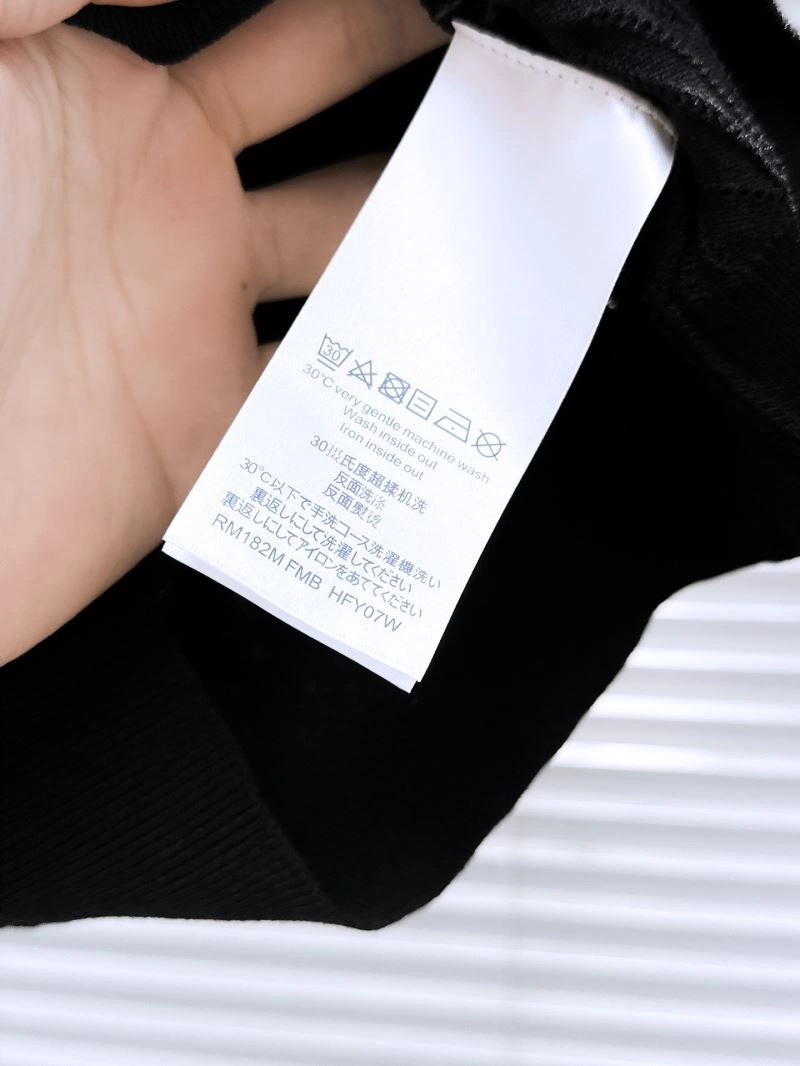 Upgraded Louis Vuitton T-Shirts 136206