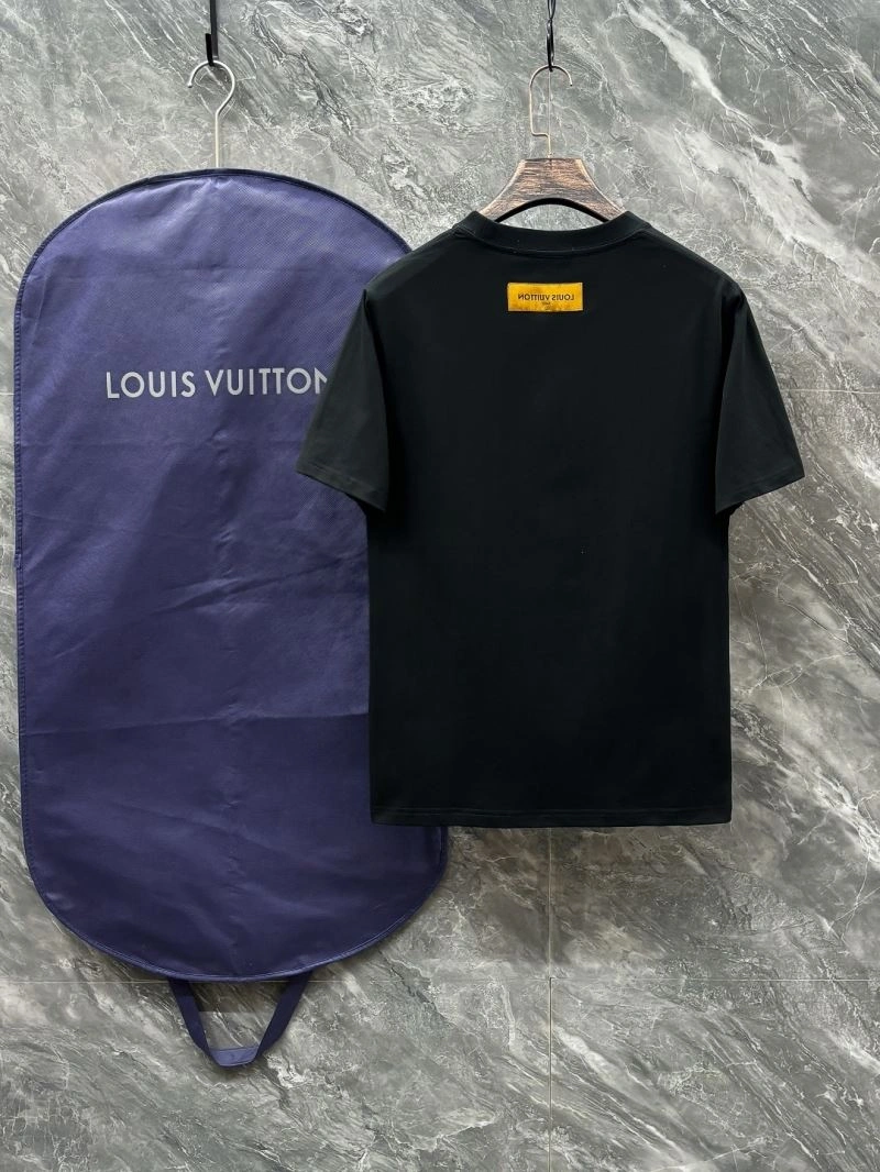 Louis Vuitton T-Shirts Comfortable 136204