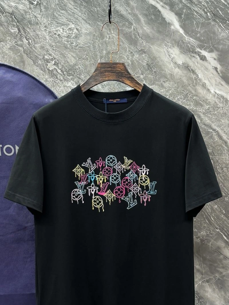 Louis Vuitton T-Shirts Comfortable 136204