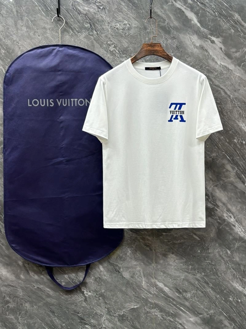 MoistureWicking Louis Vuitton T-Shirts 136207