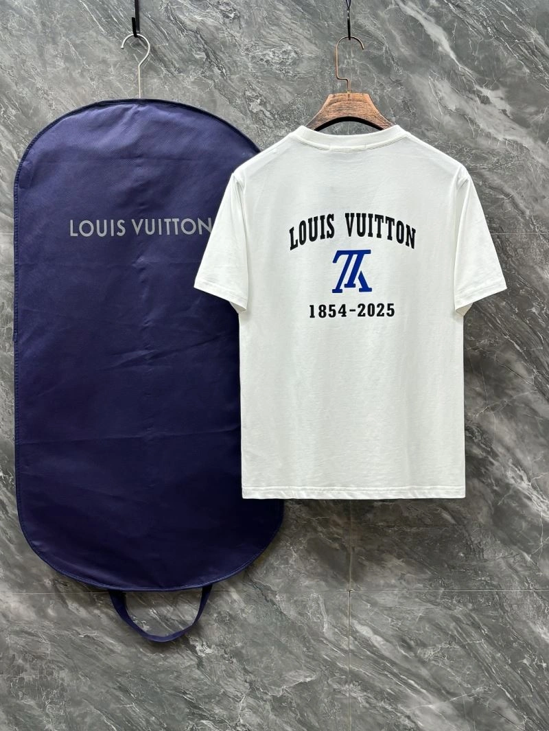 MoistureWicking Louis Vuitton T-Shirts 136207