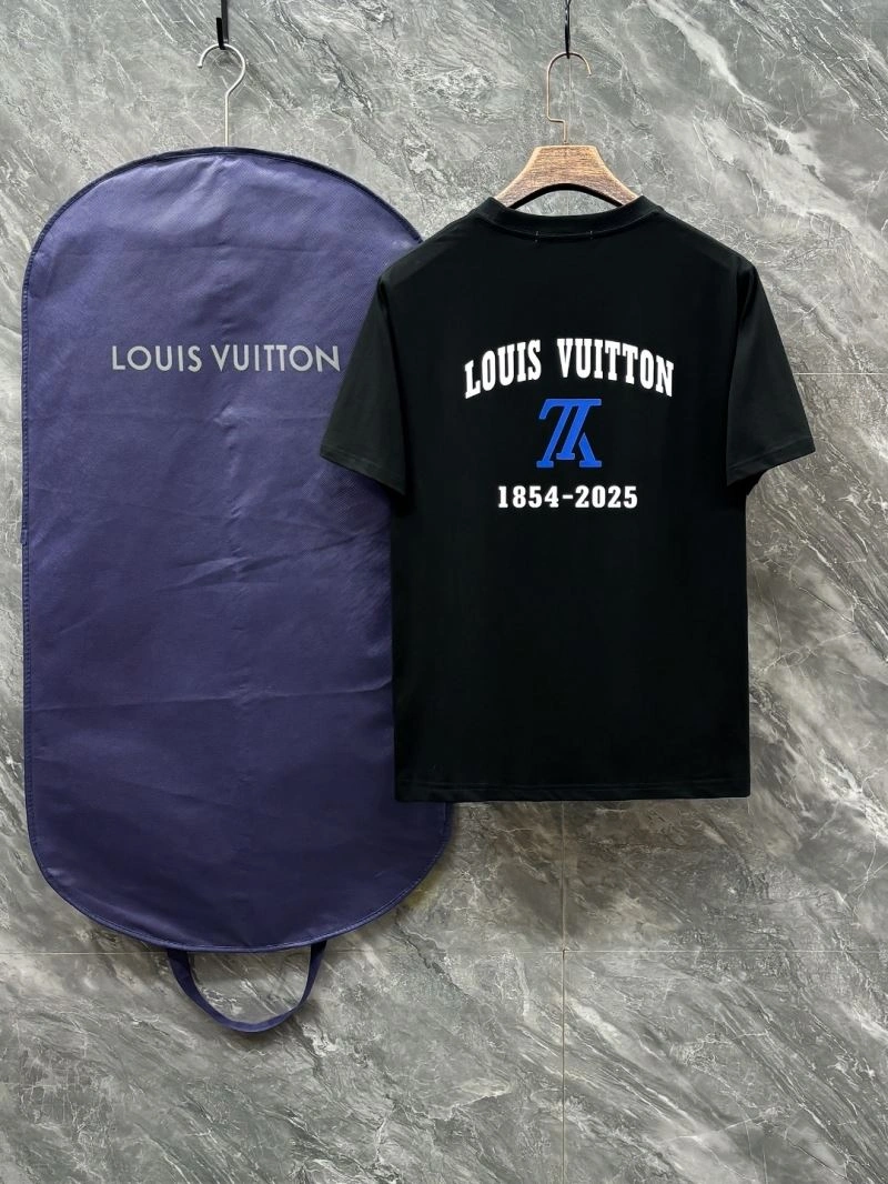 Classic Louis Vuitton T-Shirts 136208