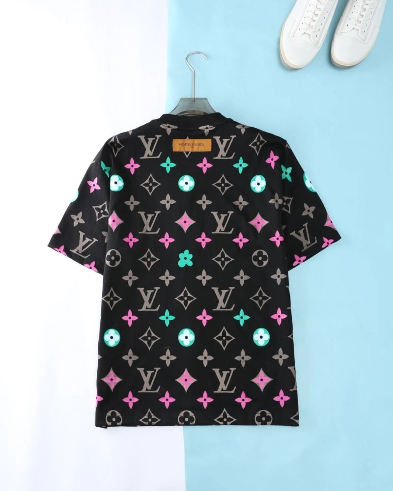 Louis Vuitton T-Shirts MultiPurpose 136196