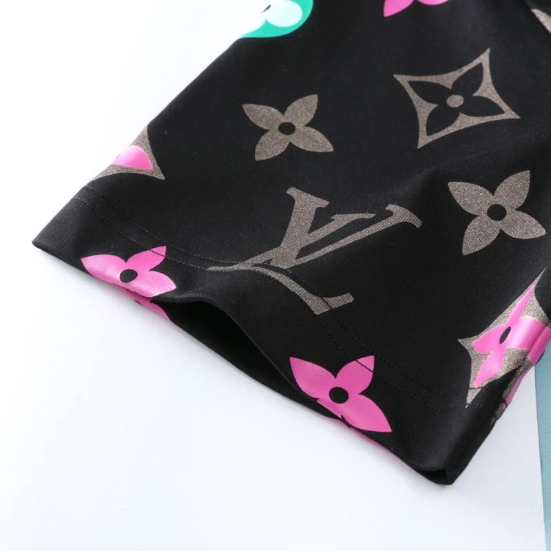 Louis Vuitton T-Shirts MultiPurpose 136196