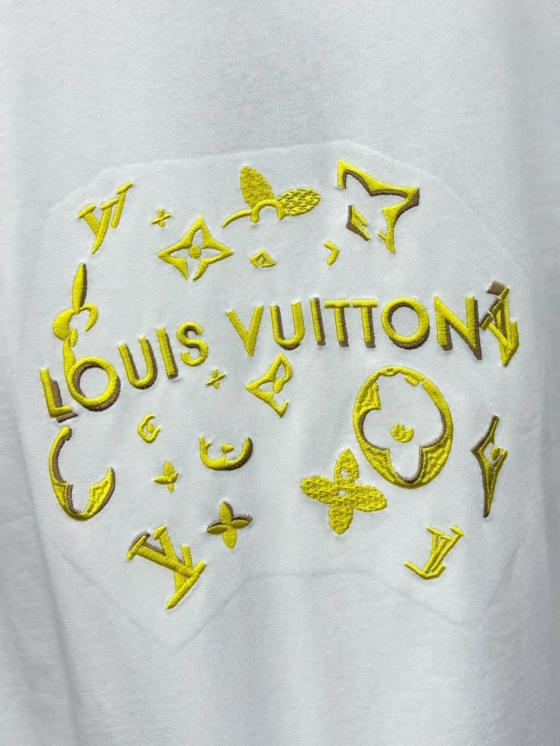 Effortless Louis Vuitton T-Shirts 136191