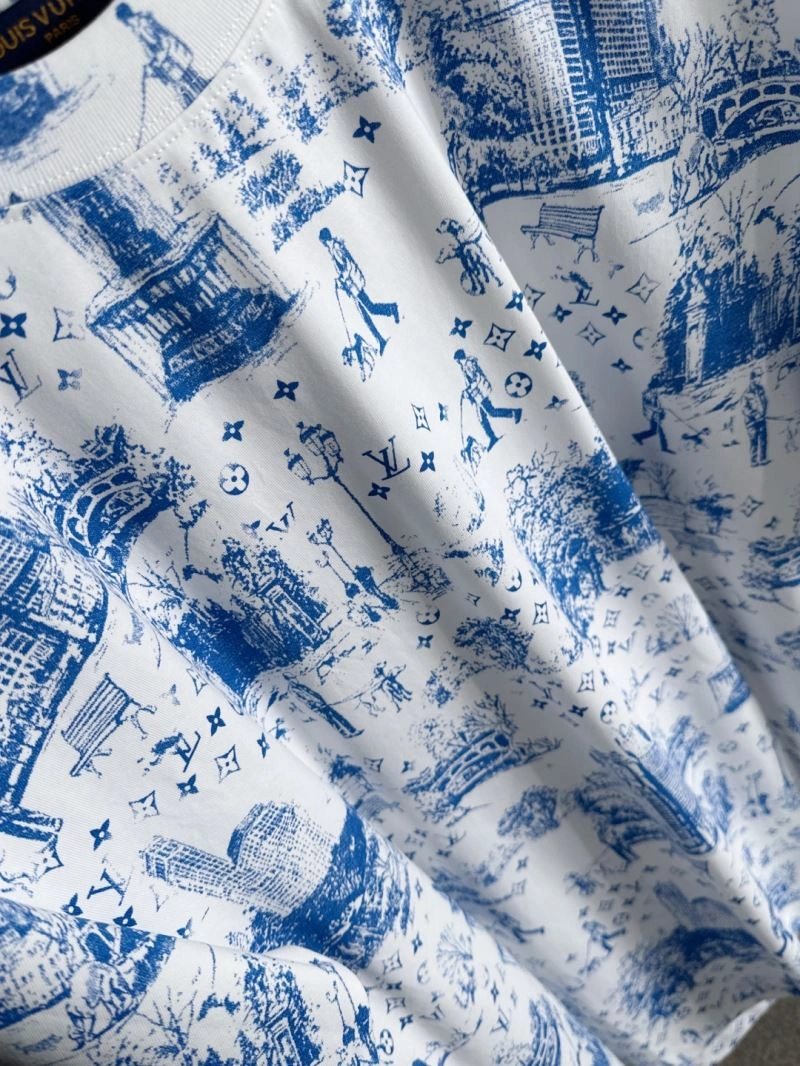 Louis Vuitton T-Shirts EyeCatching 136179
