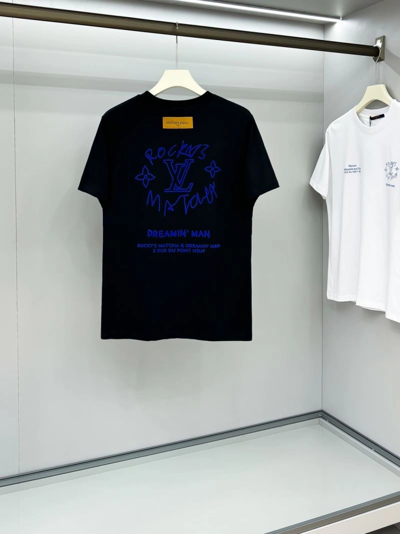 WellDesigned Louis Vuitton T-Shirts 136199
