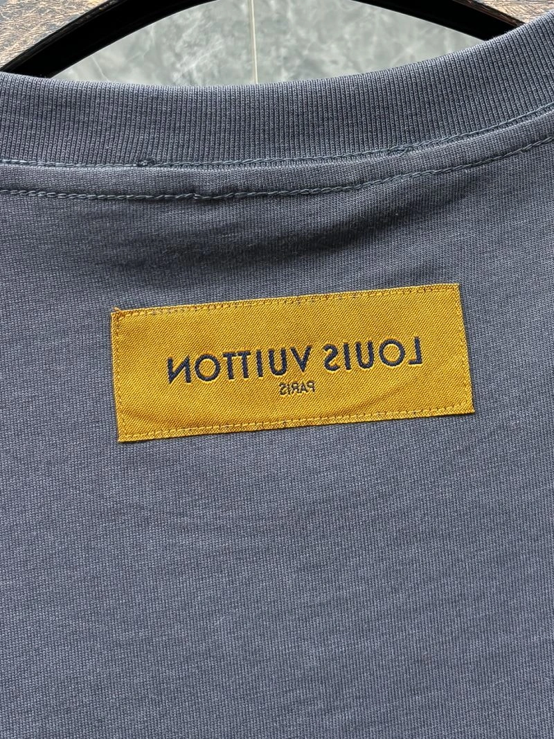 RelaxedFit Louis Vuitton T-Shirts 136200