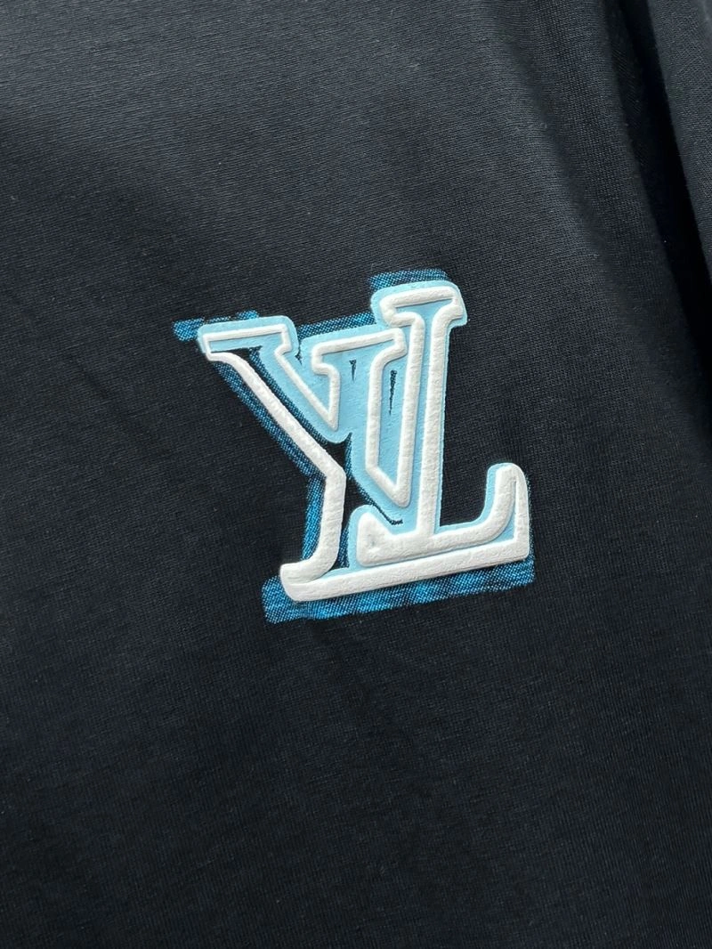 Vibrant Louis Vuitton T-Shirts 136194