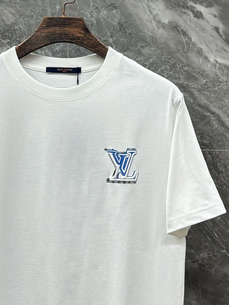 EyeCatching Louis Vuitton T-Shirts 136183