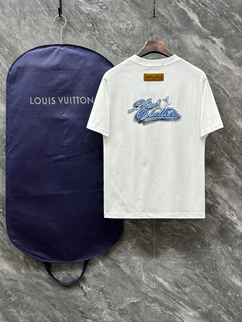 EyeCatching Louis Vuitton T-Shirts 136183