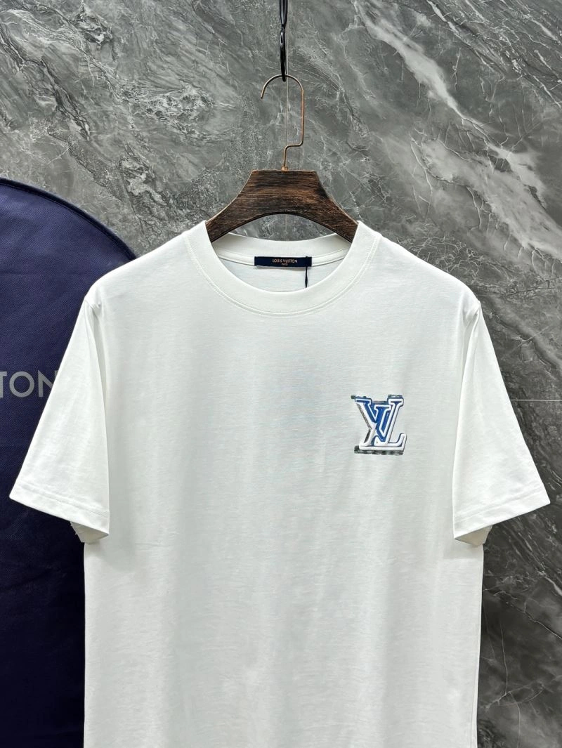 EyeCatching Louis Vuitton T-Shirts 136183