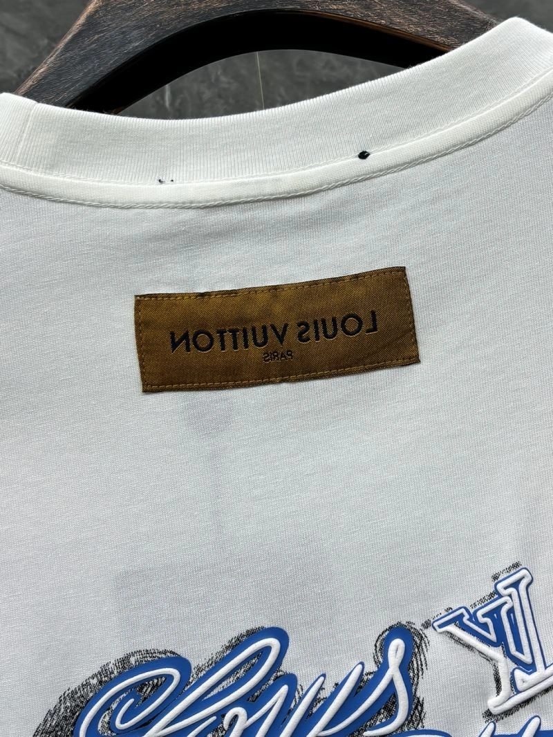 EyeCatching Louis Vuitton T-Shirts 136183
