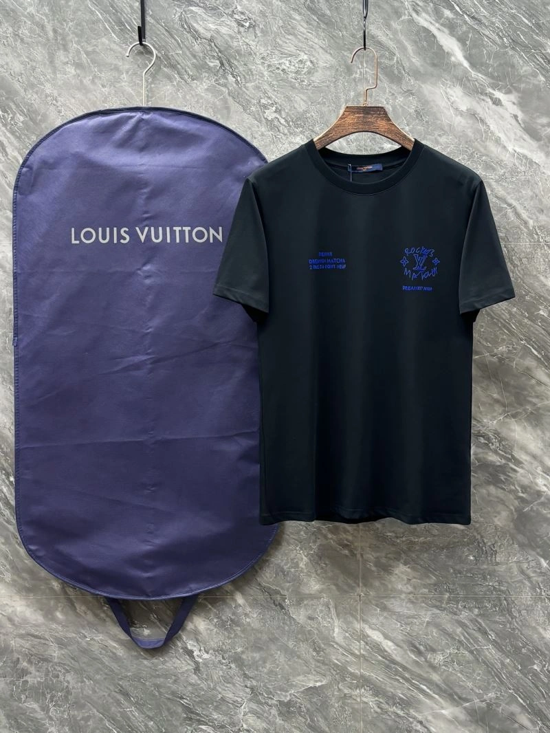 Louis Vuitton T-Shirts Neat 136171