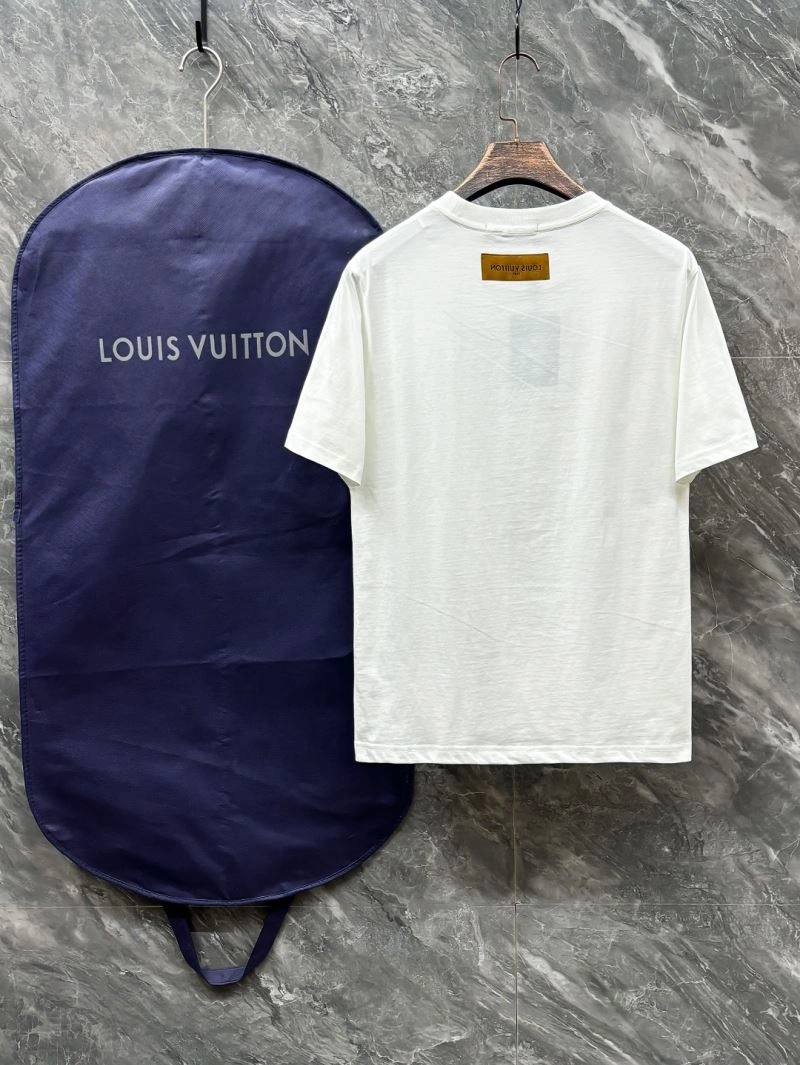 Louis Vuitton T-Shirts Lightweight 136178
