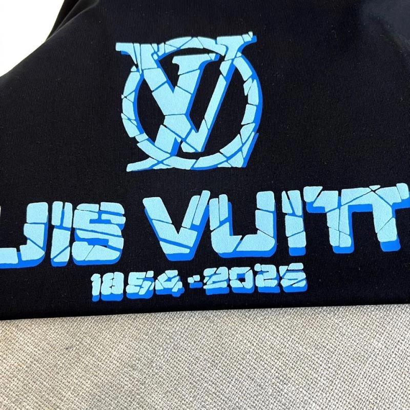WaterResistant Louis Vuitton T-Shirts 136169