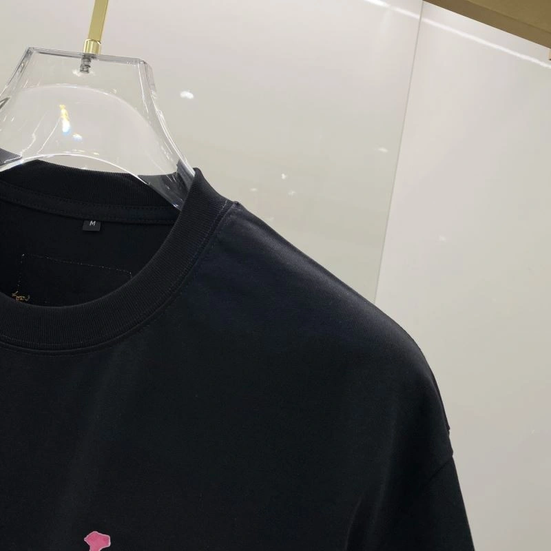 Louis Vuitton T-Shirts Sporty 136160