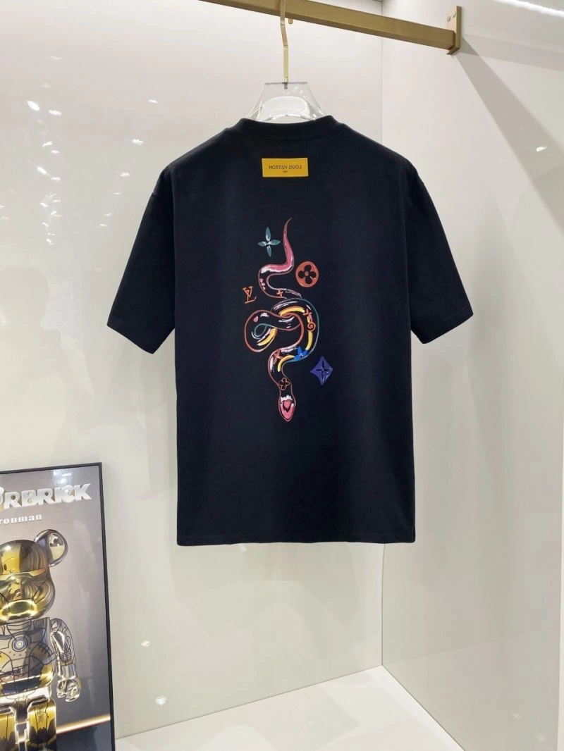 Louis Vuitton T-Shirts Sporty 136160