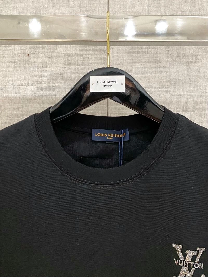MoistureWicking Louis Vuitton T-Shirts 136140