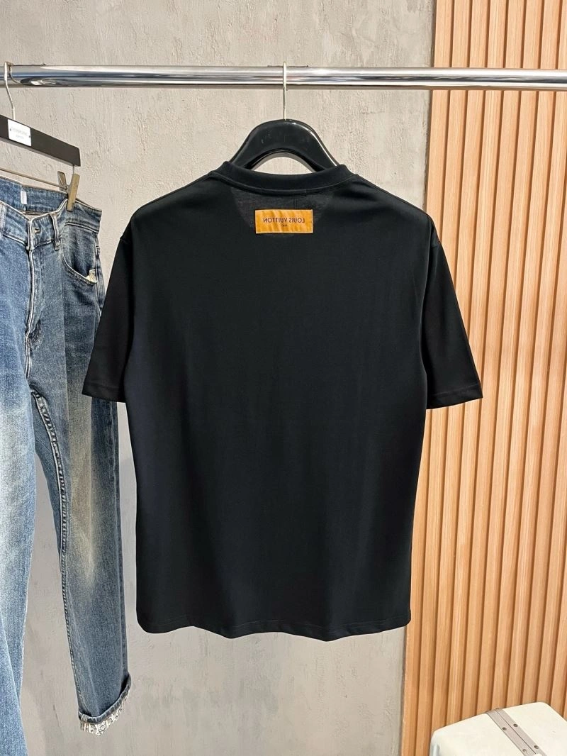 OdorResistant Louis Vuitton T-Shirts 136145