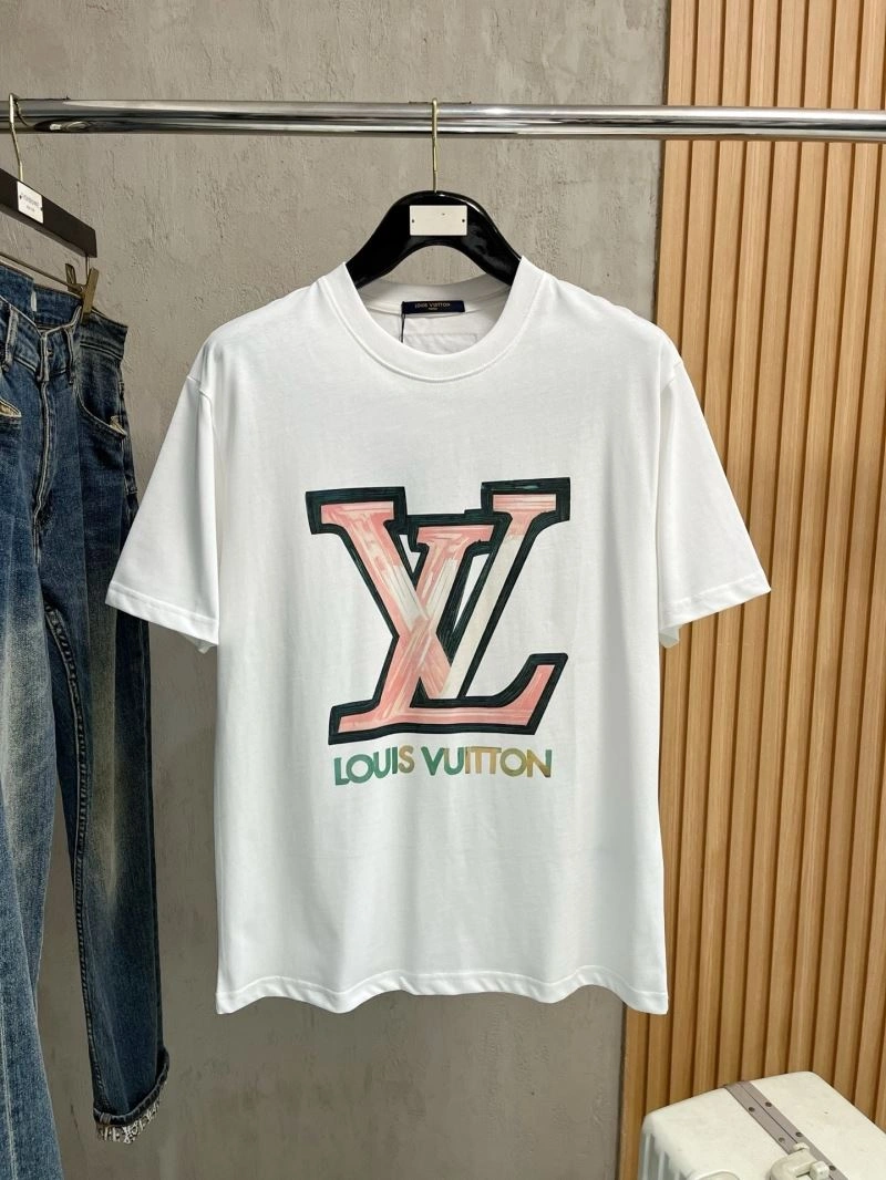 EyeCatching Louis Vuitton T-Shirts 136142