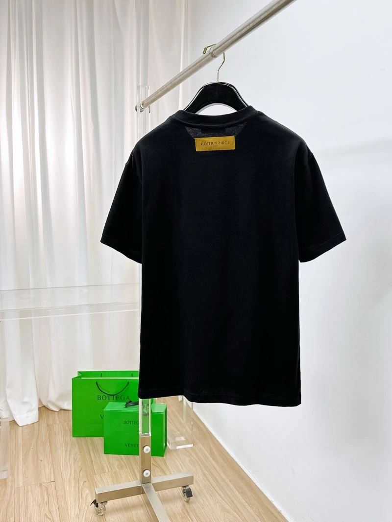 Louis Vuitton T-Shirts Sporty 136151