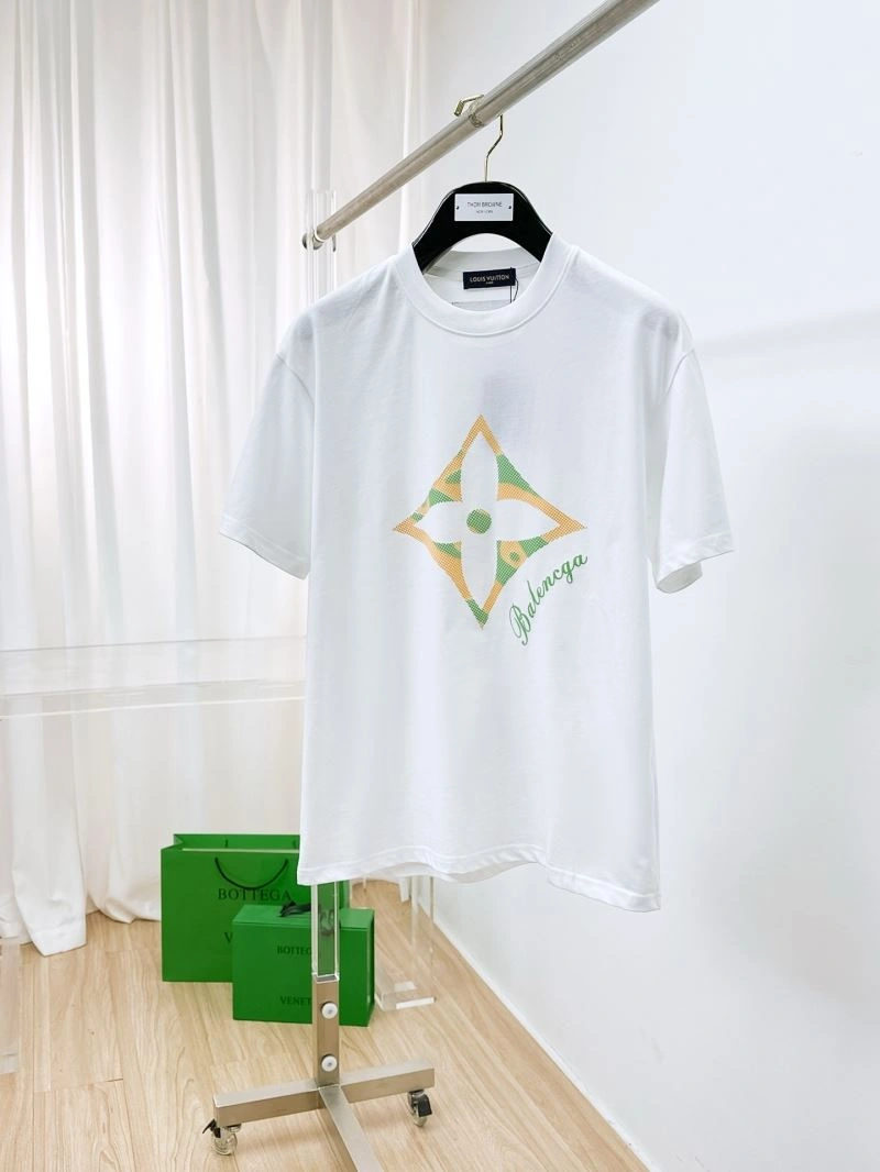 Louis Vuitton T-Shirts SmoothTexture 136146