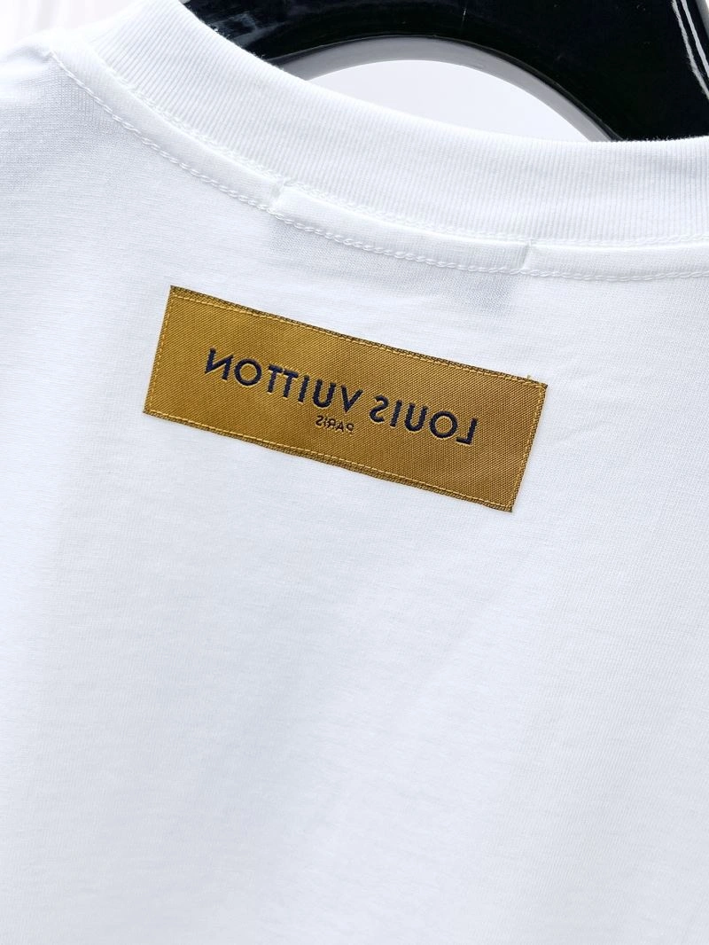 Louis Vuitton T-Shirts SmoothTexture 136146