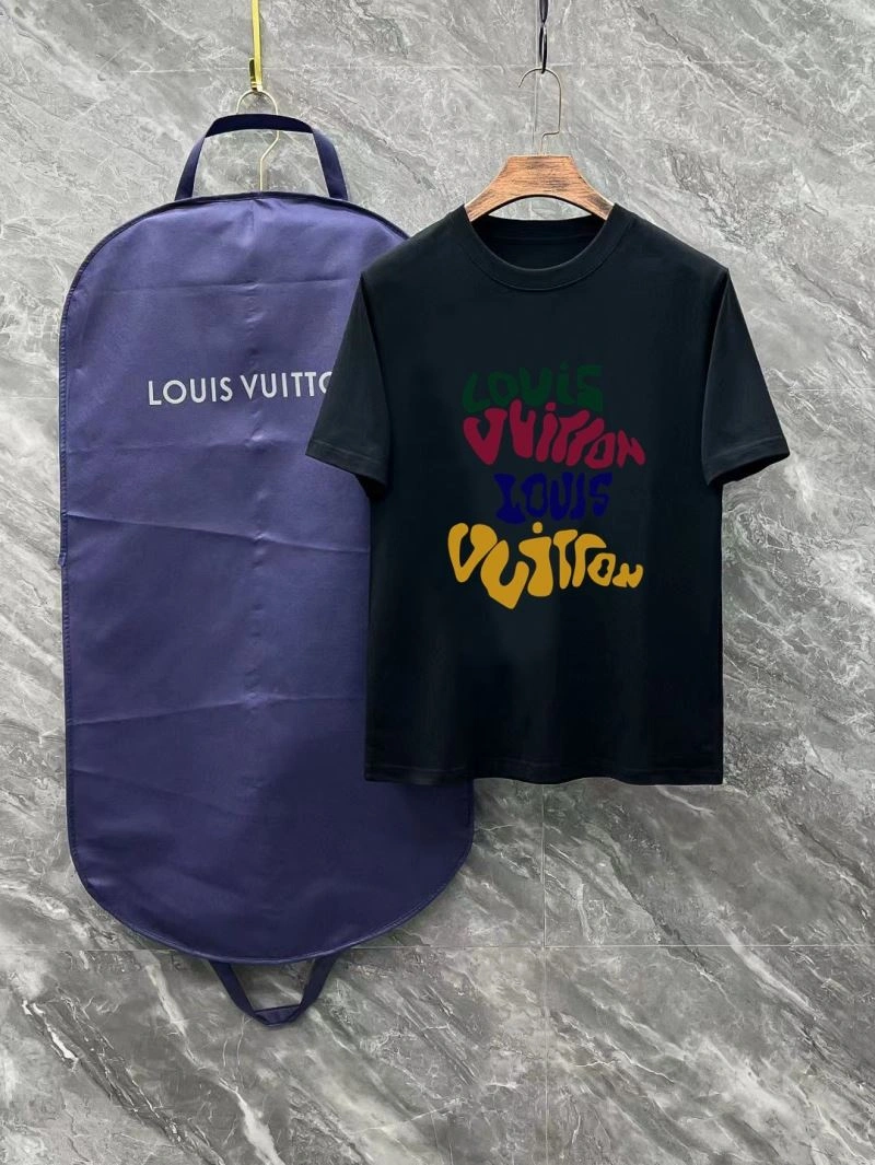 Louis Vuitton T-Shirts Contemporary 136148