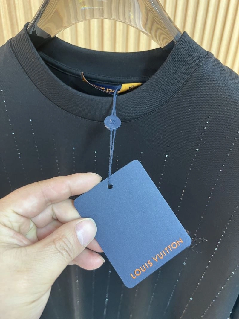 Louis Vuitton T-Shirts StreetReady 136153