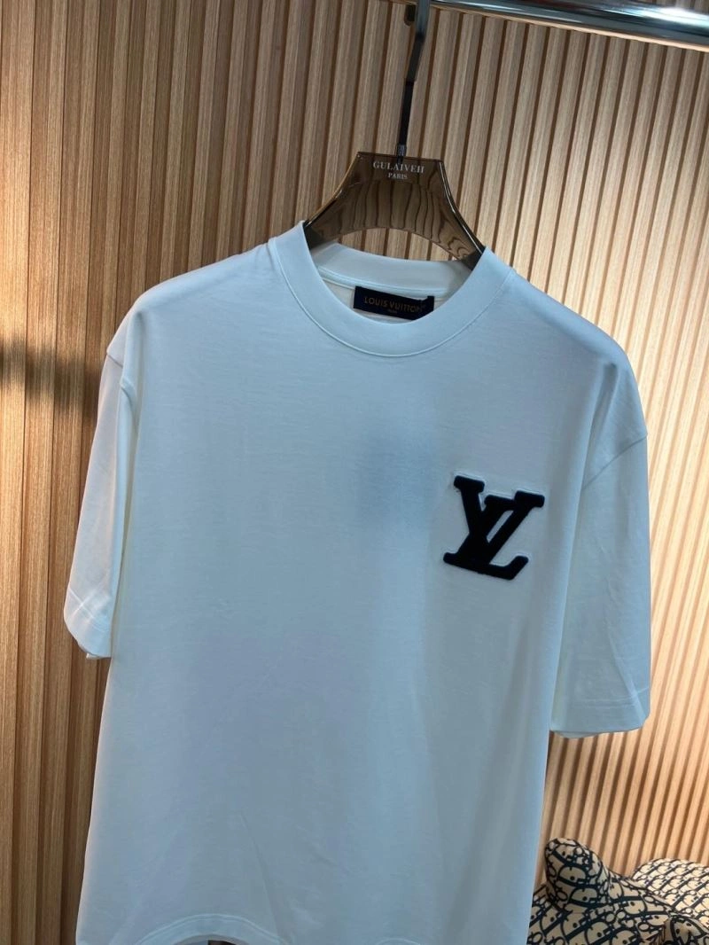 Louis Vuitton T-Shirts Durable 136129