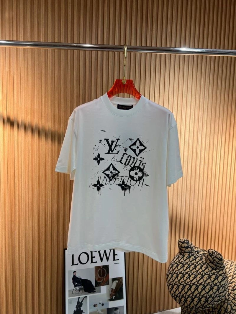 Durable Louis Vuitton T-Shirts 136125
