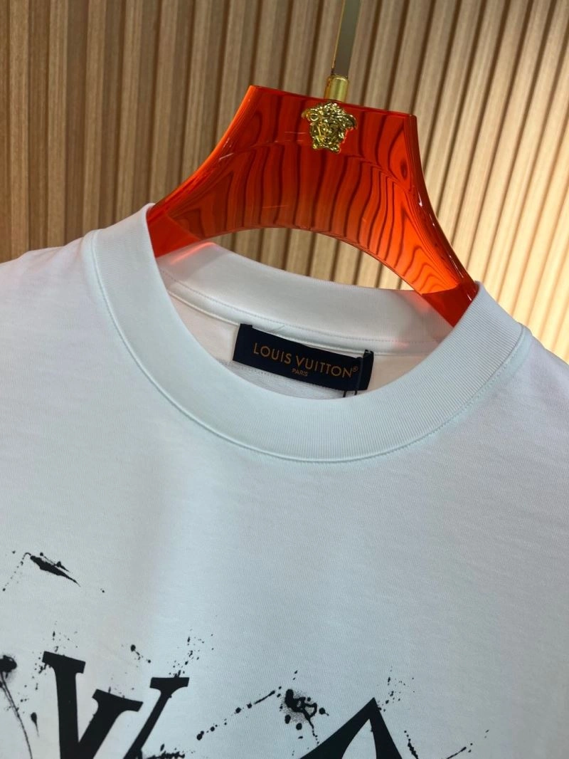 Durable Louis Vuitton T-Shirts 136125