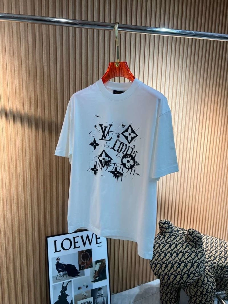 Durable Louis Vuitton T-Shirts 136125