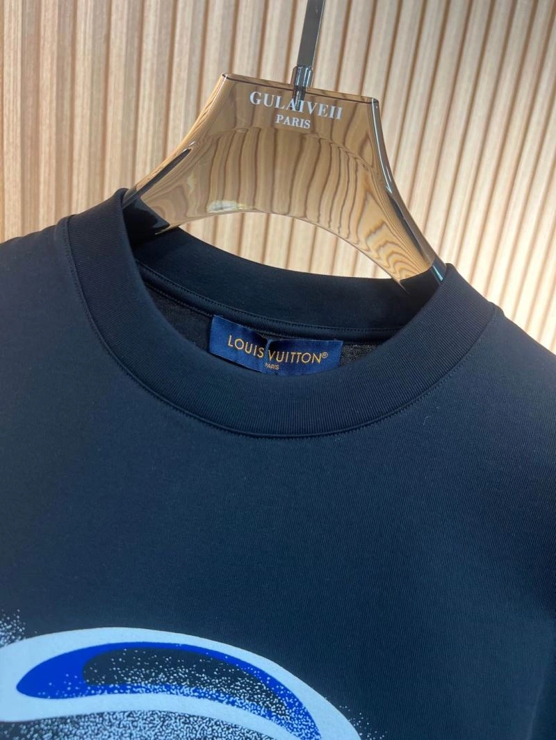 Louis Vuitton T-Shirts Stretchable 136143
