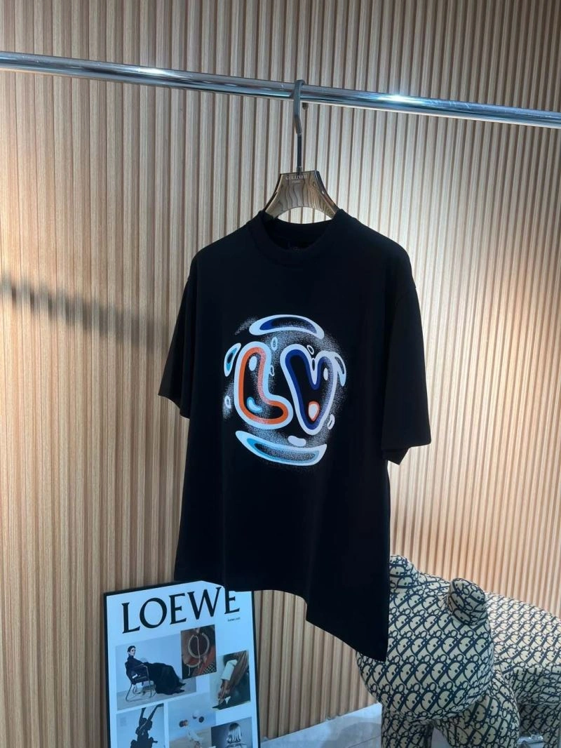 Louis Vuitton T-Shirts Stretchable 136143