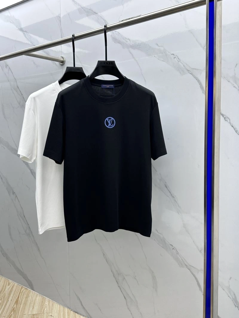 Breathable Louis Vuitton T-Shirts 136124