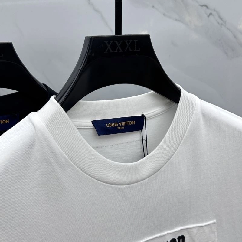 Louis Vuitton T-Shirts GoodFit 136128