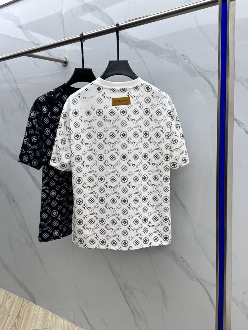 Louis Vuitton T-Shirts Chic 136121