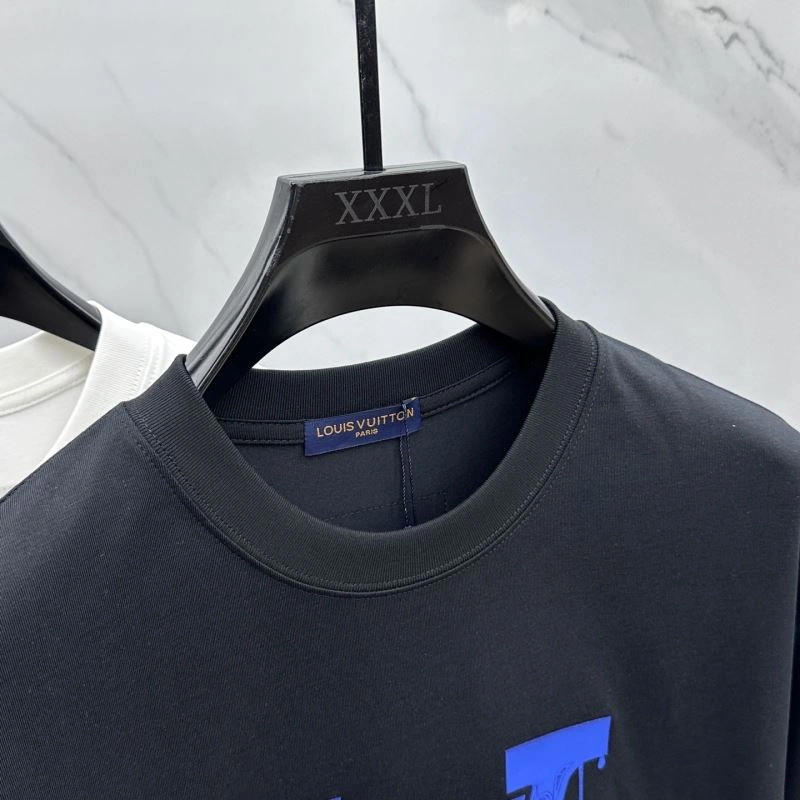 Louis Vuitton T-Shirts SmoothTexture 136117
