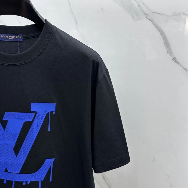 Louis Vuitton T-Shirts SmoothTexture 136117