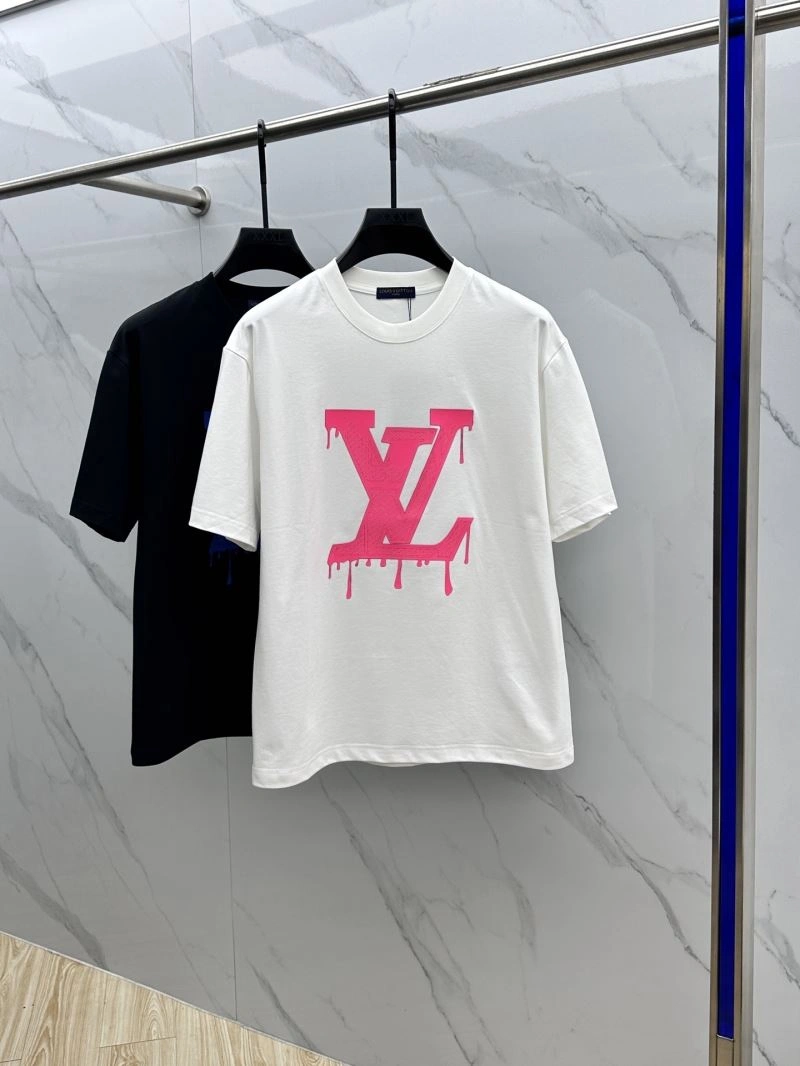 Timeless Louis Vuitton T-Shirts 136115