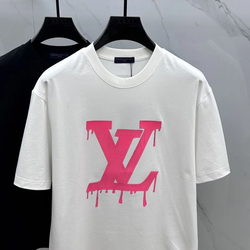 Timeless Louis Vuitton T-Shirts 136115