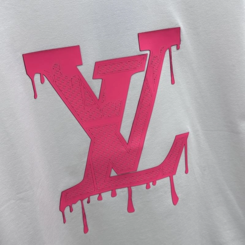 Timeless Louis Vuitton T-Shirts 136115