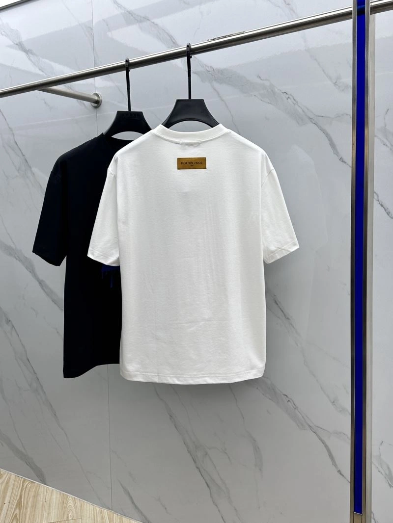 Timeless Louis Vuitton T-Shirts 136115