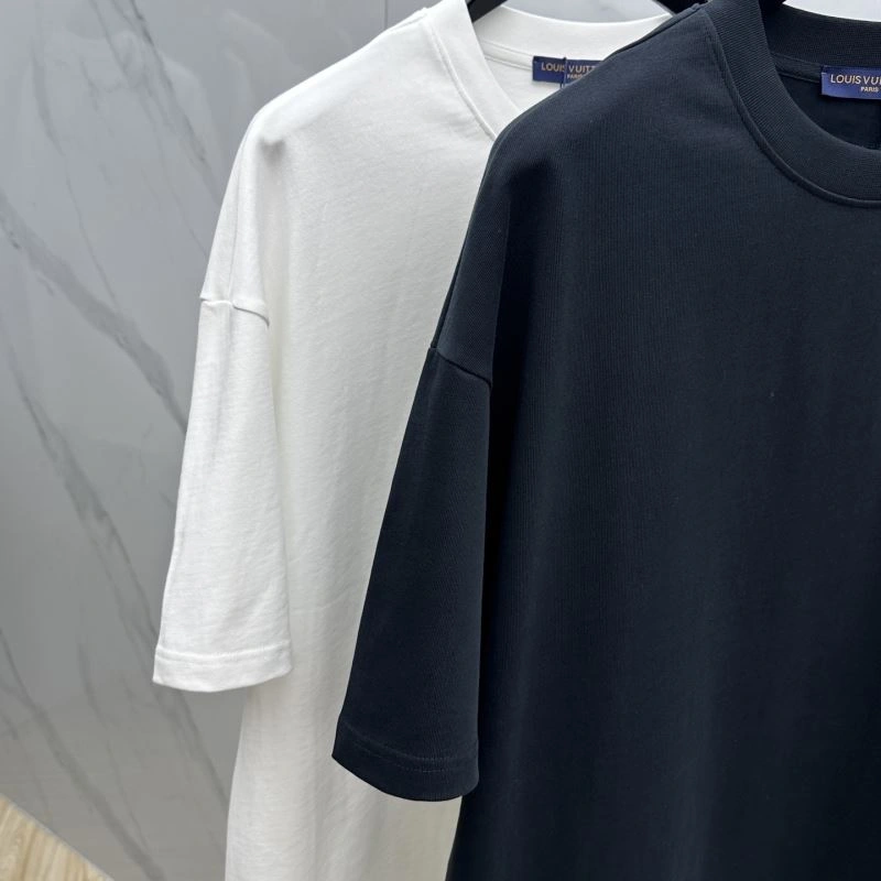 Louis Vuitton T-Shirts Popular 136106