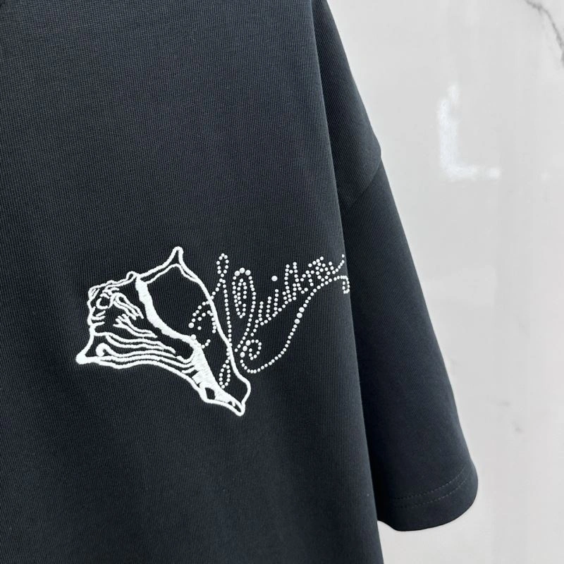Louis Vuitton T-Shirts Popular 136106